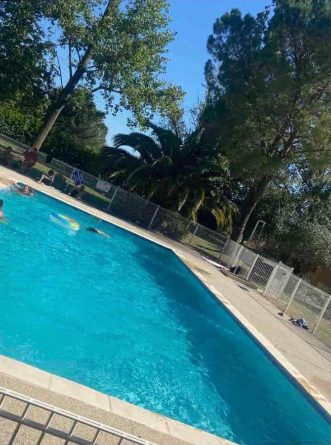 Apartament Appt Les Hameaux 2.0 Arles Zewnętrze zdjęcie